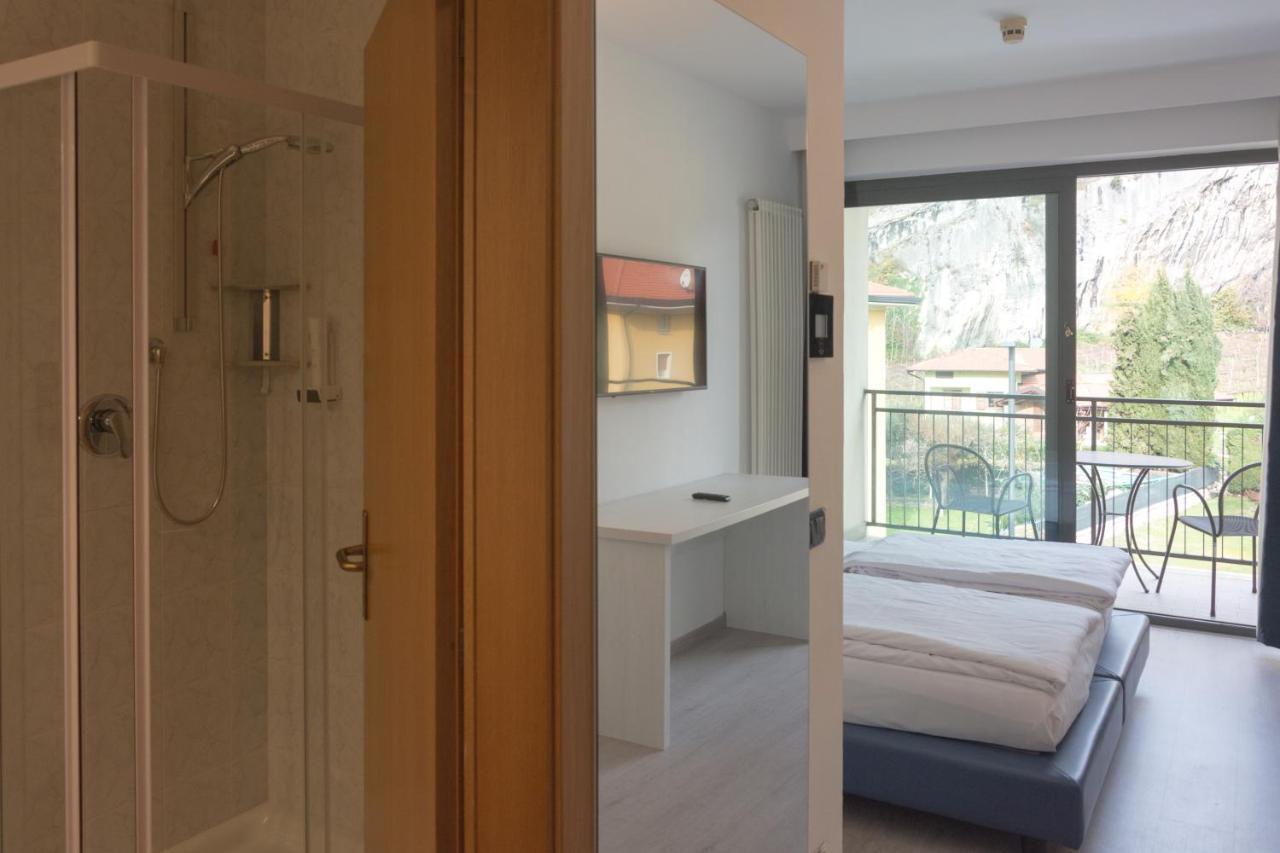 Hotel De Nac Torbole Sul Garda Zewnętrze zdjęcie